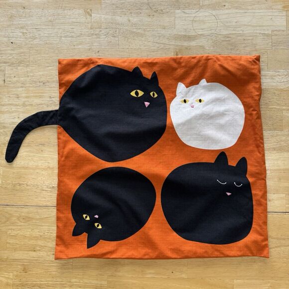 Ikea Mavinn Limited Edition Cushion Pillow Covers X2 Cat & Check Pattern Mod EUC - Picture 7 of 11